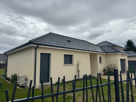 Maison avec garage à Payns, vue 2