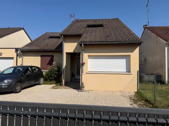 Garage et annexe à Pont-Sainte-Marie, vue 4