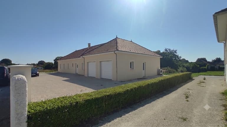 Maison avec garage à lUSIGNY Sur Barse
